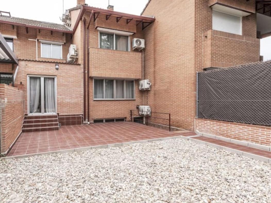 Chalet Alameda De Osuna 호텔 마드리드 외부 사진
