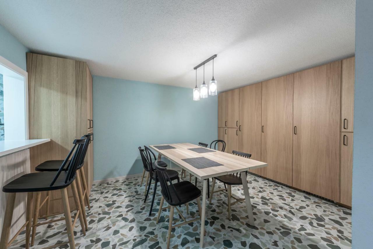 Chalet Alameda De Osuna 호텔 마드리드 외부 사진